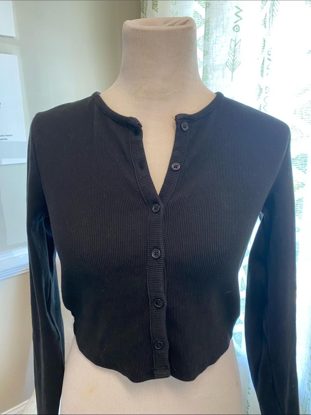Zara Black Ribbed Button-Front Long Sleeve Top